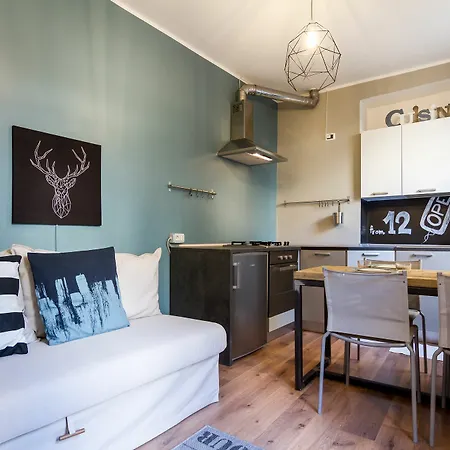 Crespi18 Apartment *